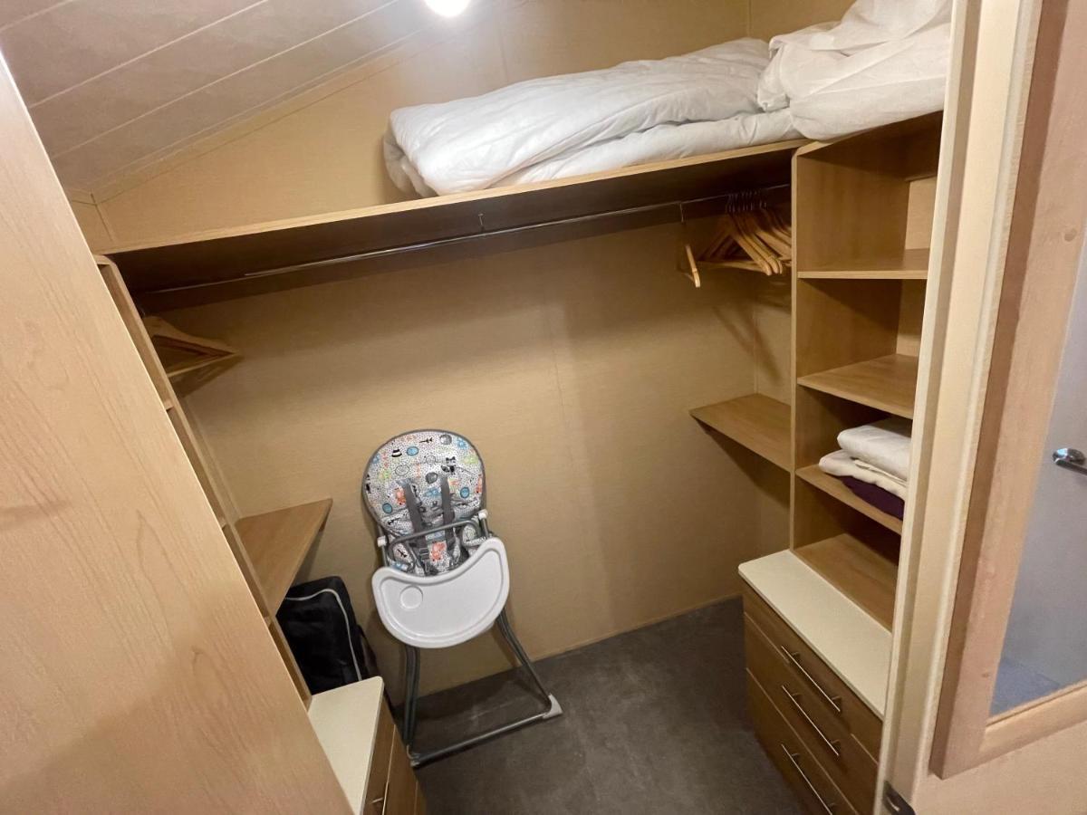 Luxury Lakeside Lodge L2 With Hot Tub Situated At Tattershall Lakes Country Park 外观 照片